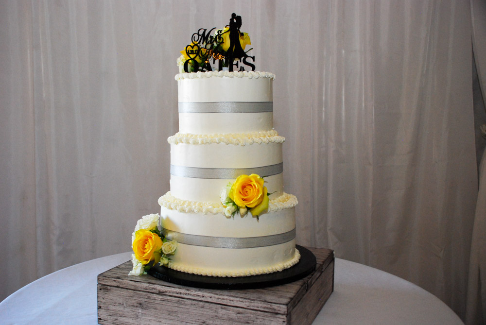 Sunny & Tyler’s Wedding Cake